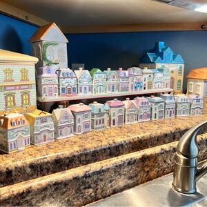 Lenox Spice Village 1989 vintage 21 jars pls read